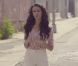 Shy'm profite de la chaleur de l'été new-yorkais pour faire la fête dans le clip de  Tourne , quatrième extrait de l'album  Prendre l'air . Quitte à prendre l'eau et à fnir toute mouillée avec son apollon !