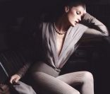Isabeli Fontana dans la campagne Donna Karan