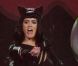 Katy Perry sur scène à Los Angeles, le 5 août 2011. Elle ose même le costume de Catwoman.