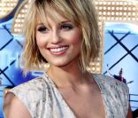 Glee : La sublime Dianna Agron retrouve Lea Michele et ses camarades sur leur 31