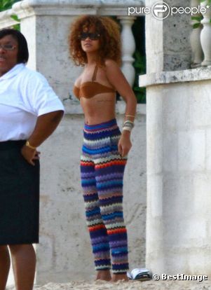 Rihanna en vacances à la Barbade le 8 août 2011