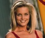 Les blondes se battent pour exister dans Alerte à Malibu !