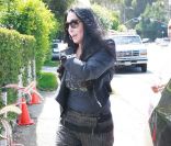 Cher va faire son it-shopping à Brentwood, le 14 août 2011