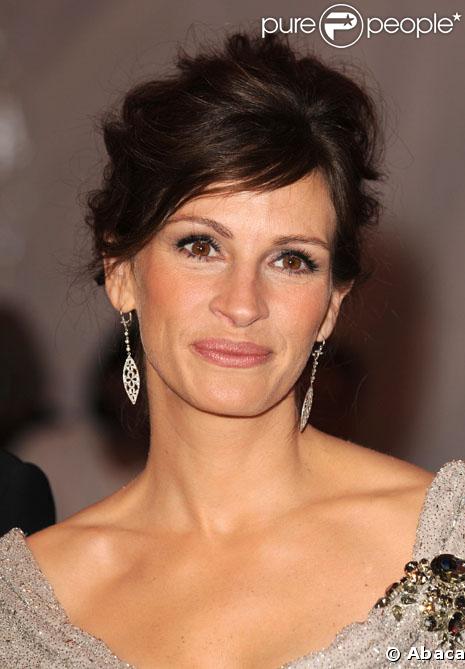 1.jpg julia roberts. CoNo com mnts posted.