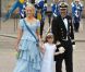 La princesse Ingrid Alexandra, filleule de Victoria de Suède, avec ses parents au mariage de sa marraine le 19 juin 2010.
La princesse Victoria de Suède est enceinte de son premier enfant, dont la naissance est attendue pour mars 2012. Mais l'héritière suédoise a déjà une solide expérience de marraine !
