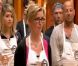 Élisabeth est félicitée dans Masterchef, jeudi 25 août 2011 sur TF1