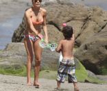 LeAnn Rimes fête son anniversaire sur la plage de Malibu avec son mari Eddie Cibrian et ses fils, sa famille et ses amis, le 28 août 2011