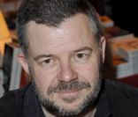  Eric Naulleau au Salon du Livre en mars 2011 
 &nbsp; 
 &nbsp; 