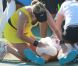 Jamie Hampton, victime d'un malaise lors du premier tour de l'US Open le 30 août 2011, a reçu les premiers soins des mains des soigneurs et de son adversaire Elena Baltacha.