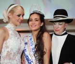 Barbara Morel, Miss Nationale 2011, Geneviève de Fontenay et Elodie Gossuin à Paris en décembre 2010