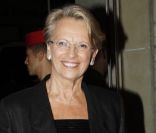 Michèle Alliot-Marie lors du 26e gala de l'aide à l'enfant réfugié, au profit des enfants du Cambodge, à la salle Gaveau à Paris le 26 septembre 2011