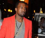 Kanye West arrive à la gare du Nord à Paris. Le 29 septembre 2011