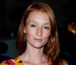 Audrey Marnay au défilé printemps-été 2012 d'Yves Saint Laurent lors de la Fashion Week parisienne le 3 octobre 2011