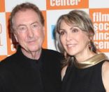 L'avant-première du documentaire dédié au guitariste des Beatles,  George Harrison : Living in the material world . Eric Idle et sa femme étaient présents également. 