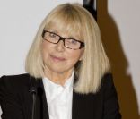 Mireille Darc est la marraine de l\'opération + de vie à l\'hôpital Rothschild à Paris le 7 octobre 2011