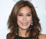 La sublime Teri Hatcher lors de la soirée de charité Jewels of France 5th Edition Trunk Show à l\'ambassade française à Beverly Hills, le 18 octobre 2011<br />