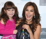 Teri Hatcher et Sophia Rothman lors de la soirée de charité Jewels of France 5th Edition  Trunk Show à l\'ambassade française à Beverly Hills, le 18 octobre 2011