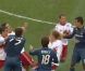 David Beckham-Thierry Henry : Bagarre générale et simulation à hurler de rire !