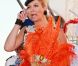 Les royaux néerlandais, la princesse Maxima en tête, ont participé avec beaucoup d'énergie, amusés, au festival Fiesta Popular à Linear Park, Oranjestad, Aruba, le 28 octobre 2011.
La reine Beatrix, le prince Willem-Alexander et la princesse Maxima des Pays-Bas sont en visite dans les ex-Antilles néerlandaises du 28 octobre au 6 novembre 2011.