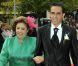 Alberto Contador, accompagnée par sa mère Francisca, a épousé son amour de longue date, Macarena Pescador, dans sa ville natale de Pinto, le 5 novembre 2011.
