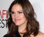 Jennifer Garner enceinte et sublime lors de l\'avant-première du film Butter, à Los Angeles, le 6 novembre 2011