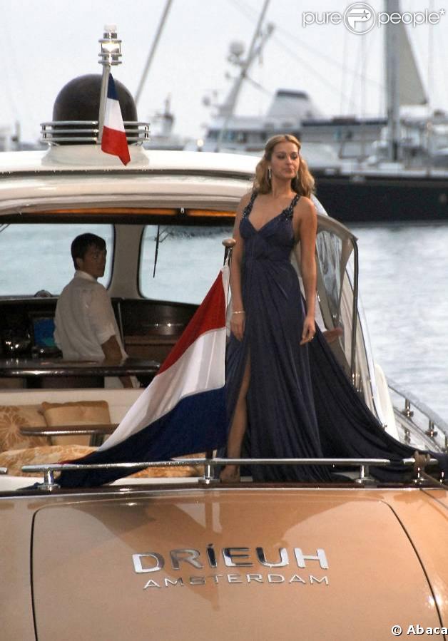 Petra Nemcova  à Cannes