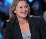 Valérie Pascal sur le tournage de Vendredi sur un plateau (émission diffusée le vendredi 11 novembre 2011).