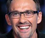 Julien Courbet sur le tournage de  Vendredi sur un plateau  (émission diffusée le vendredi 11 novembre 2011).