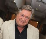 Jacques Pradel sur le tournage de Vendredi sur un plateau (émission diffusée le vendredi 11 novembre 2011).
