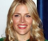 Busy Philipps lors de la conférence de presse au Paley Center for Media de Beverly Hills pour annoncer les nominations aux People Choice Awards 2012 le 8 novembre 2011