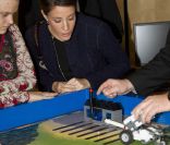 La princesse Marie, enceinte de six mois, visitait le 14  novembre 2011 à Copenhague un centre d'éducation spécialisé pour les  personnes atteintes d'autisme. L'épouse de Joachim est marraine de  l'association danoise de l'autisme.
