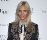Anja Rubik à New-York pour Young Adult, le 18 novembre 2011.