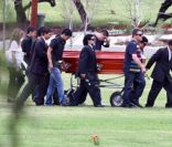 Diego Maradona lors de l\'enterrement de sa maman Dalma Franco décédée à l\'âge de 82 ans, le 21 novembre 2011 à Bella Vista en Argentine