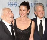 Michael Douglas et Catherine Zeta-Jones : En famille pour sauver le monde