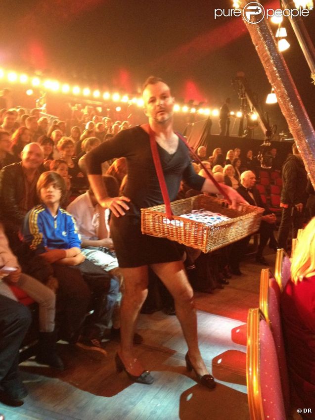 Pierre-François Martin-Laval, déguisé en serveur ambulant, au cirque Alexis Gruss,  pour le 50e Gala de l'Union des artistes. 21 novembre 2011