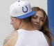 Jennifer Lopez et Casper Smart ne peuvent plus se quitter lors d'une pause entre deux répétitions de danse à Los Angeles le 18 novembre 2011