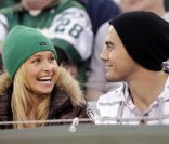 Hayden Panettiere et son petit ami Scotty McKnight au MetLife Stadium à East Rutherford, dans le New Jersey, le 27 novembre 2011<br />