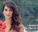  Mathilde Couly (Miss Pays de Loire) se présente dans un portrait individuel, le samedi 3 décembre 2011 à Brest à l'occasion de l'élection de Miss France 2012. 