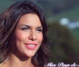  Miss Pays de Savoie se présente dans un portrait individuel, le samedi 3 décembre 2011 à Brest à l'occasion de l'élection de Miss France 2012. 