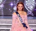  Miss Alsace défile en robe de soirée, lors de la soirée de l'élection de Miss France 2012, le samedi 3 décembre 2011 à Brest. 
 