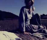 Image extraite du clip  Insomnie  de Mélanie Laurent, décembre 2011. Un clip maison réalisé par ses soins.  