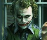 Le Joker interprété par Heath Ledger. 