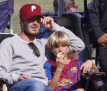 David Beckham et le petit Romeo le 9 octobre 2011 à Los Angeles