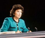 Anne Sinclair à la grande période  Sept sur Sept , sur TF1, le 6 novembre 1989.