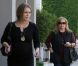 En compagnie de sa maman, Hilary Duff fait du shopping à Los Angeles le 14 décembre 2011