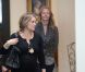 Hilary Duff enceinte, fait du shopping avec sa mère à Los Angeles le 14 décembre 2011