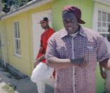 Philly Poe dans le clip de Corner