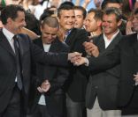 Faudel soutient Nicolas Sarkozy en avril 2007<br />