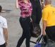 Stéphanie Seymour arrive à St-Barth avec sa belle famille nombreuse. Décembre 2011 