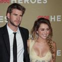 Miley Cyrus : Comblée de bonheur avec son chéri et amincie sur la plage à Hawaï